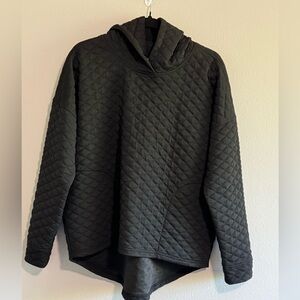 Nordstrom Caslon Black Quilted Hooded Top